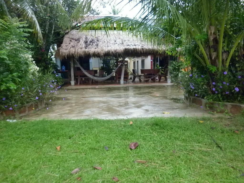 Meas Family Homestay Angk Ta Saom Exterior foto